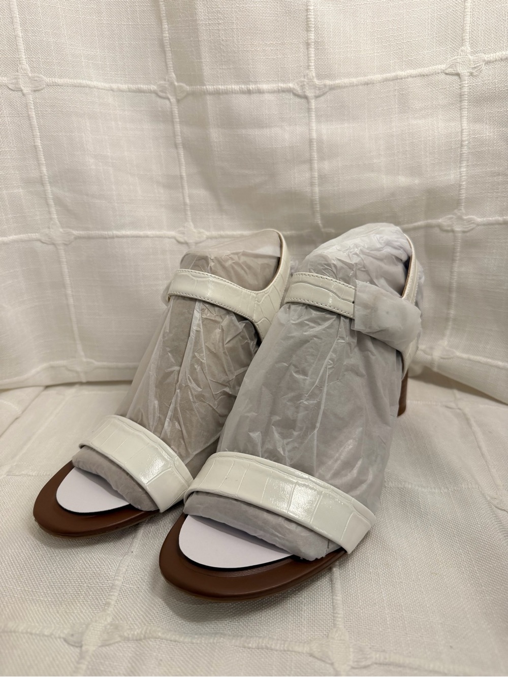 NWT Giani Bernini Hadleyy White Croc Heel Sandals 9.5M